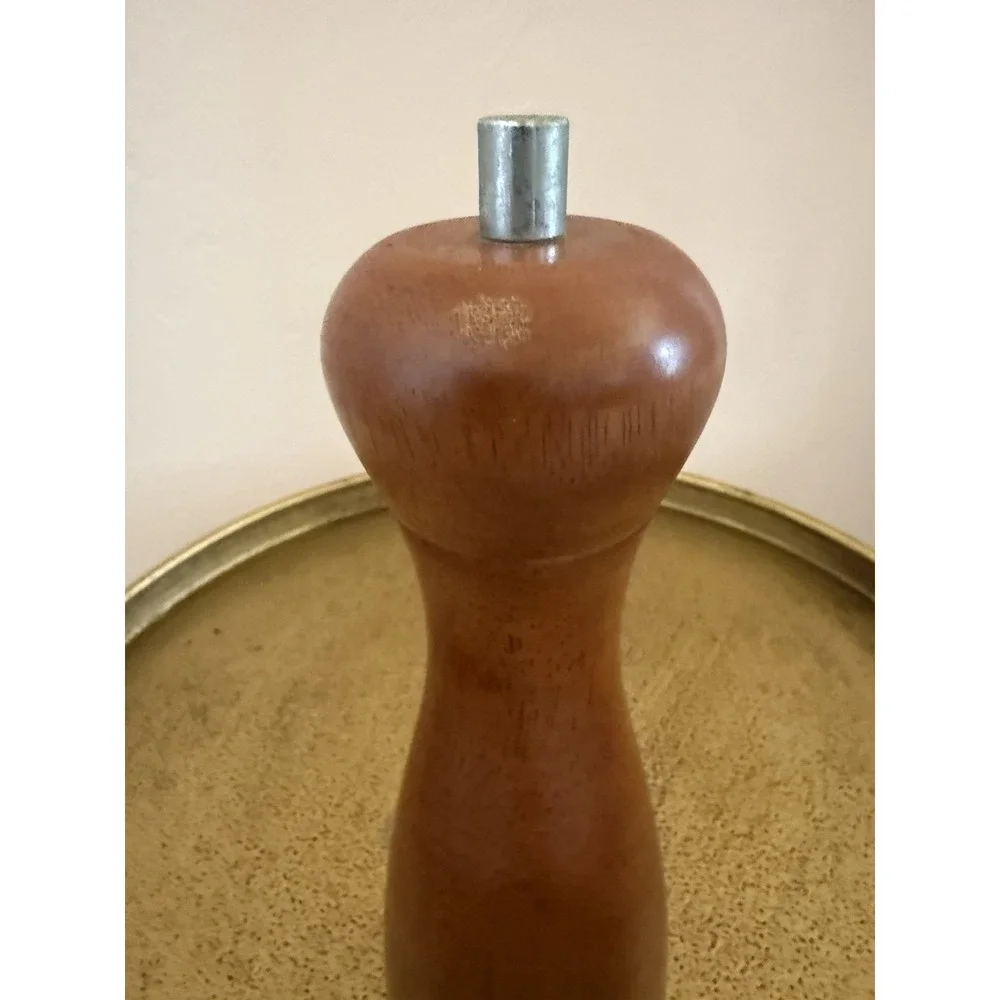 Mr. Dudley Wooden Pepper Mill 1970's Triangle 8